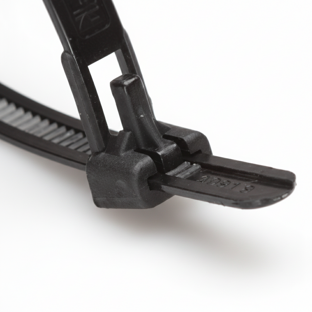 14" 50lb Black Trigger Releasable Cable Ties 100/bag Part #RT14-50-0C-.30