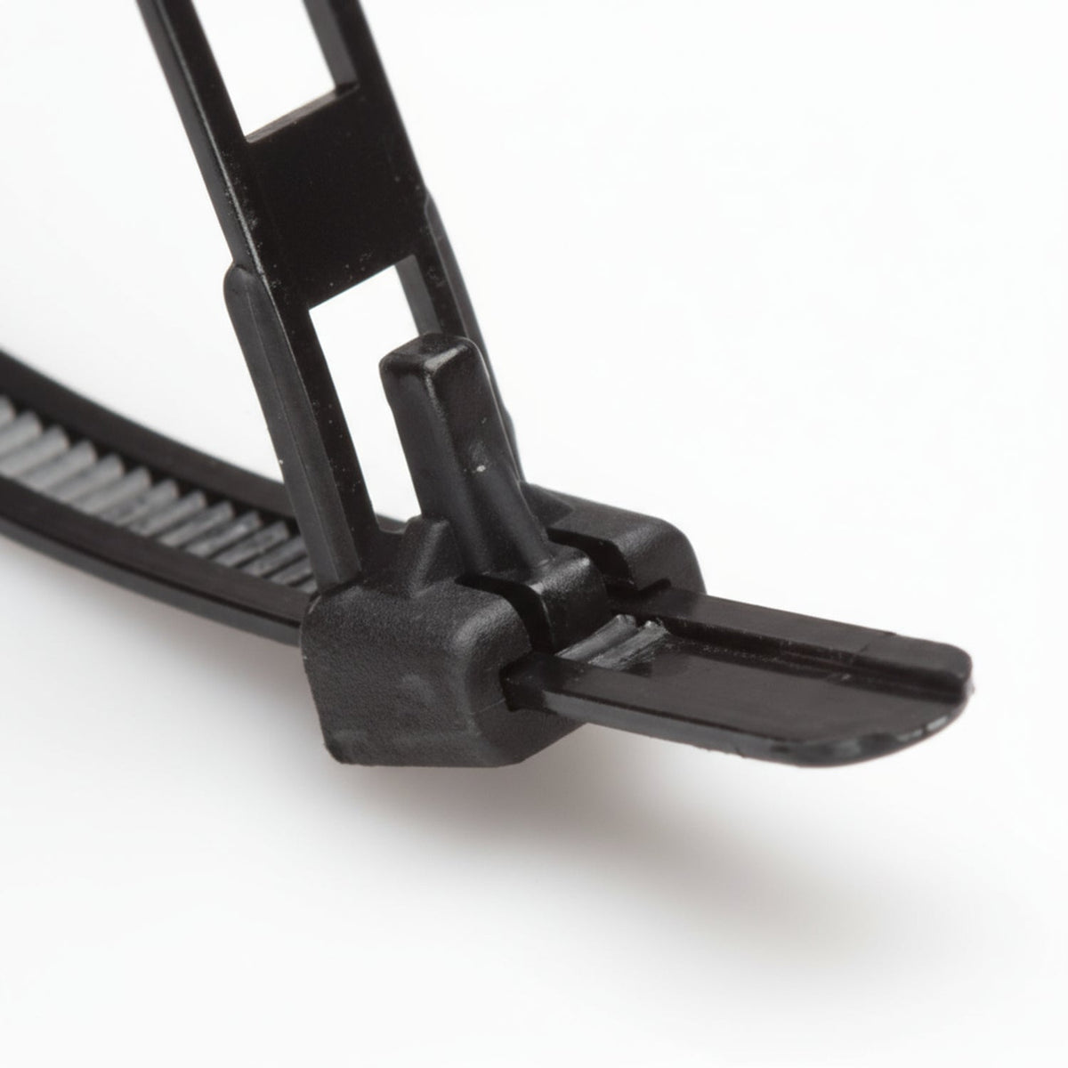 6" 50lb Black Trigger Releasable Cable Ties 100/bag Part #RT6-50-0C-.30