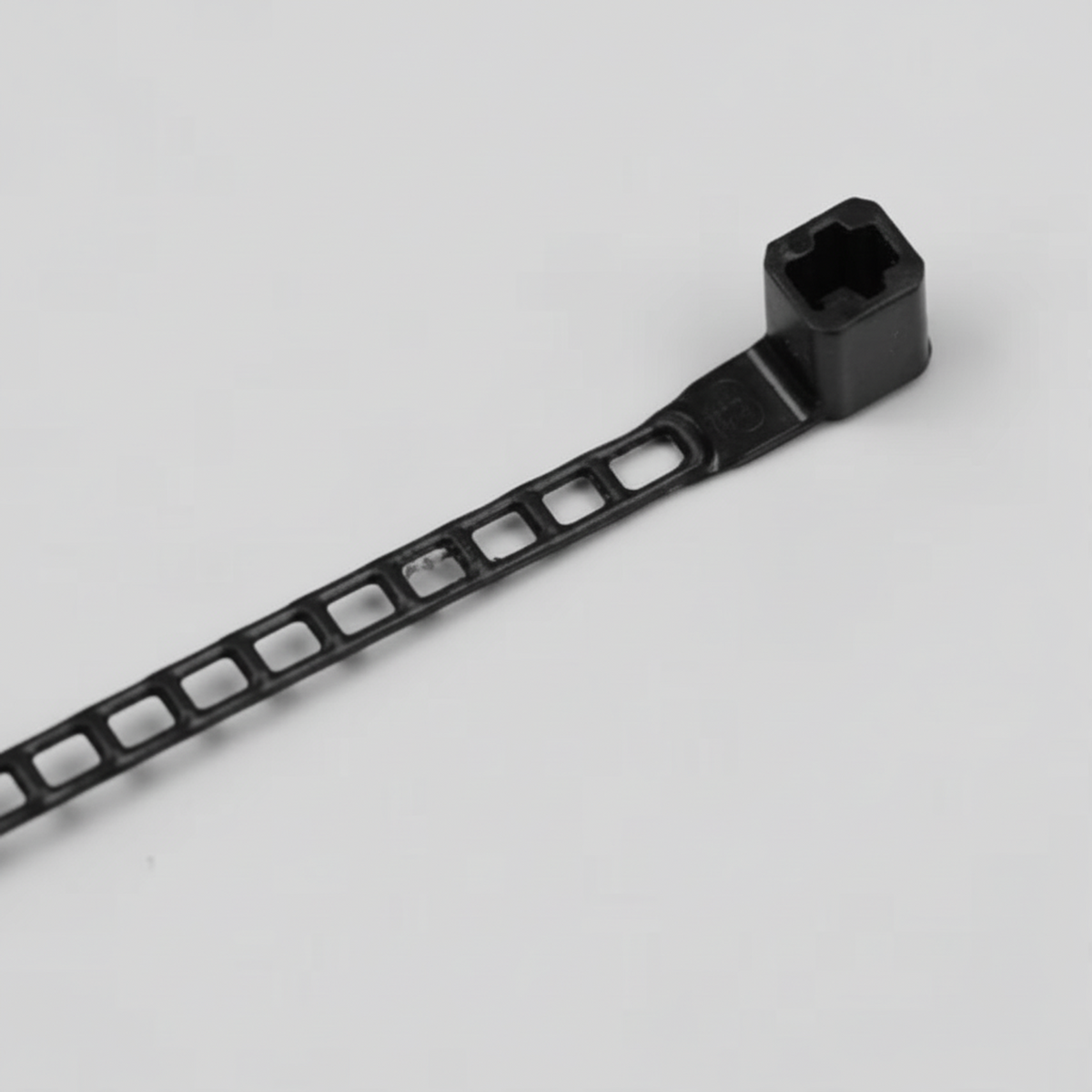 11" 40lb Black Ladder Style Nylon Cable Ties 1000/bag Part #Ladder11-40-0M