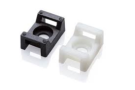 Sadle Mount Black and Natural